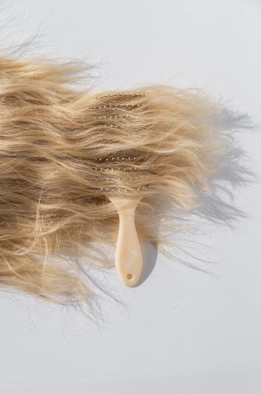 Wig Wash™ Vent Brush – Designed for Wigs & Hair Extensions